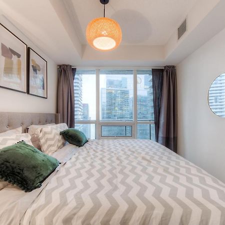 Stylish Newly Furnished Condo With Beautiful Lake View Toronto Exteriör bild