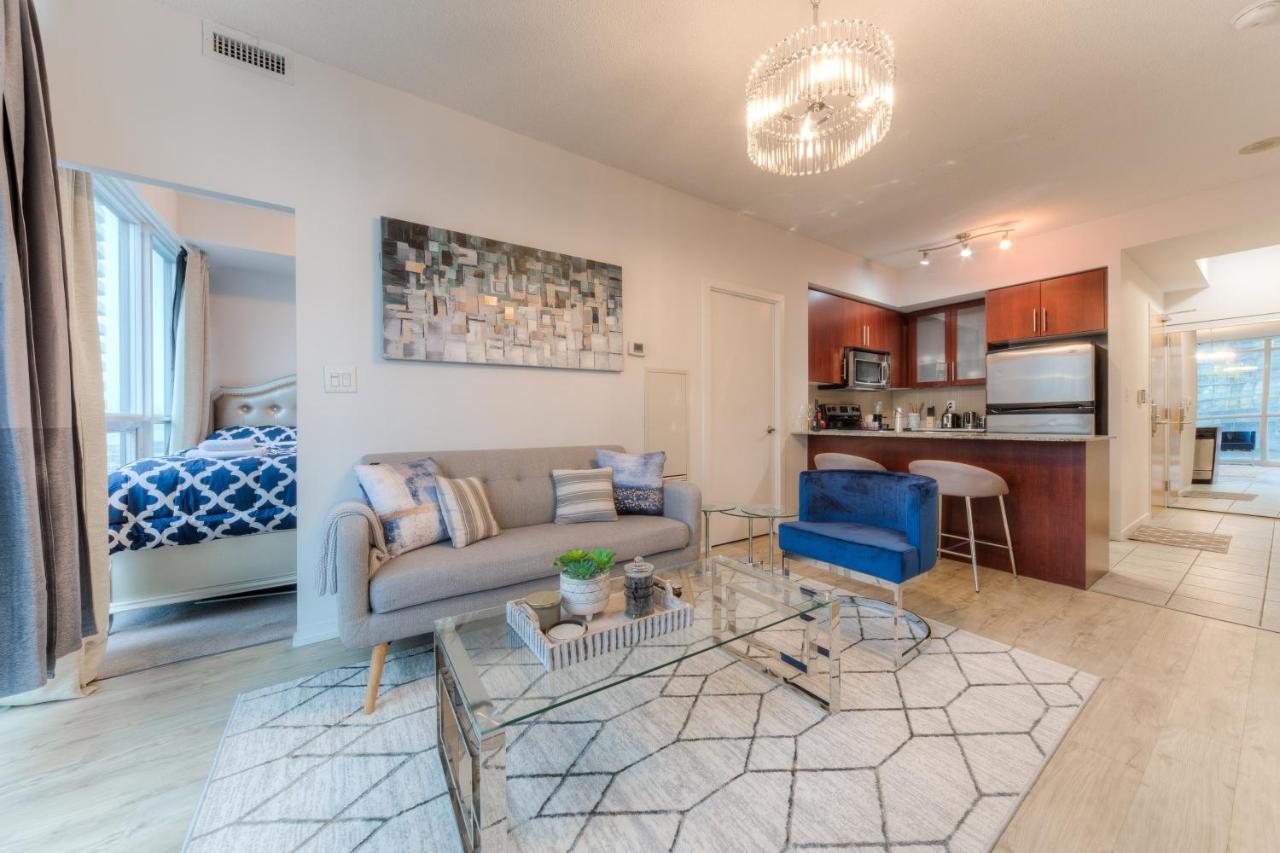 Stylish Newly Furnished Condo With Beautiful Lake View Toronto Exteriör bild