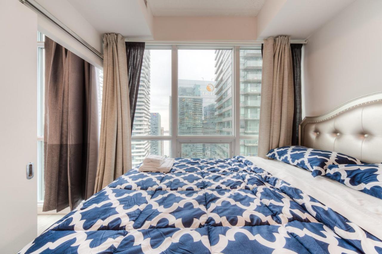 Stylish Newly Furnished Condo With Beautiful Lake View Toronto Exteriör bild