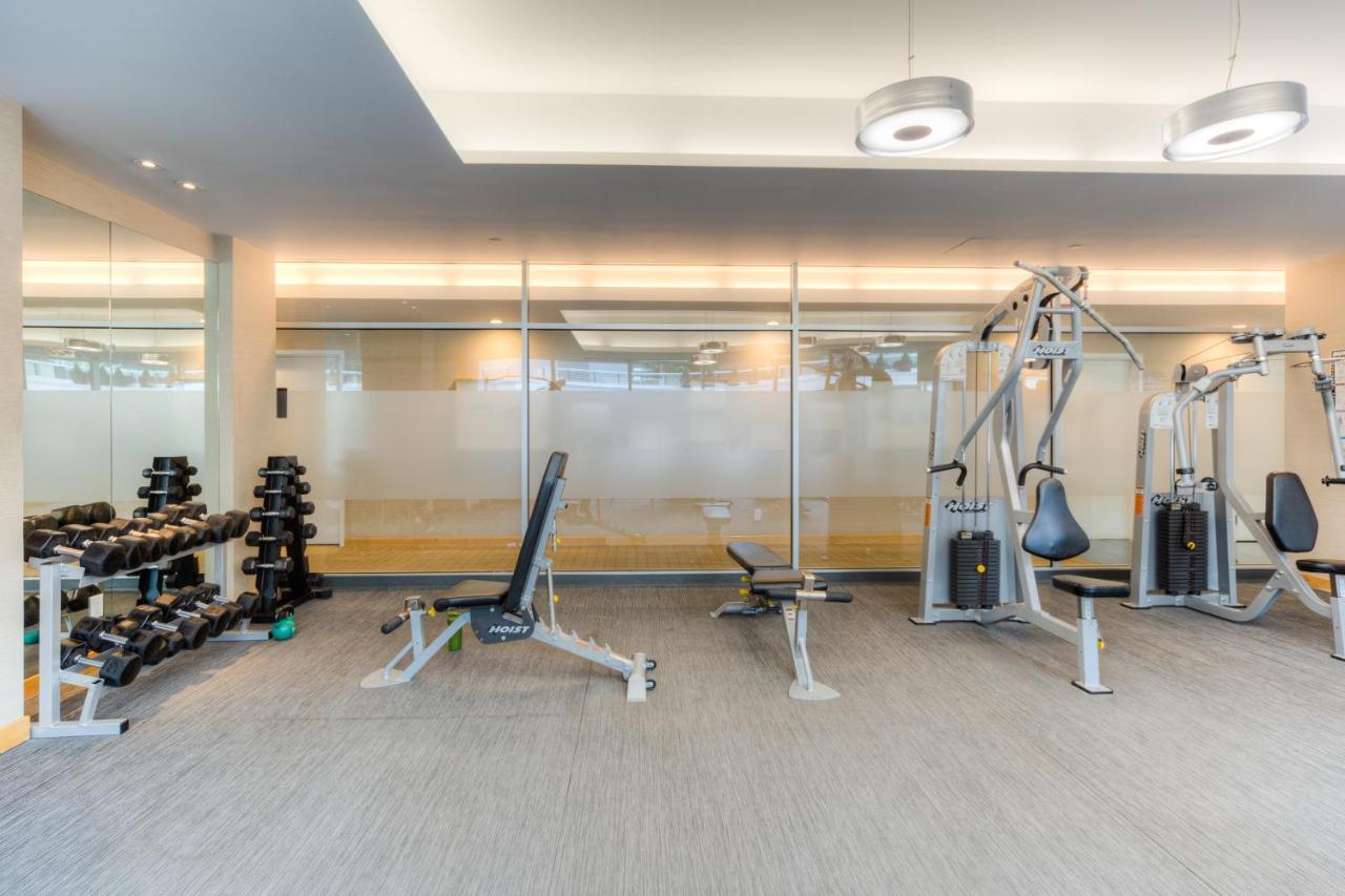 Stylish Newly Furnished Condo With Beautiful Lake View Toronto Exteriör bild