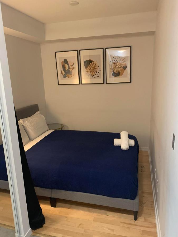 Stylish Newly Furnished Condo With Beautiful Lake View Toronto Exteriör bild